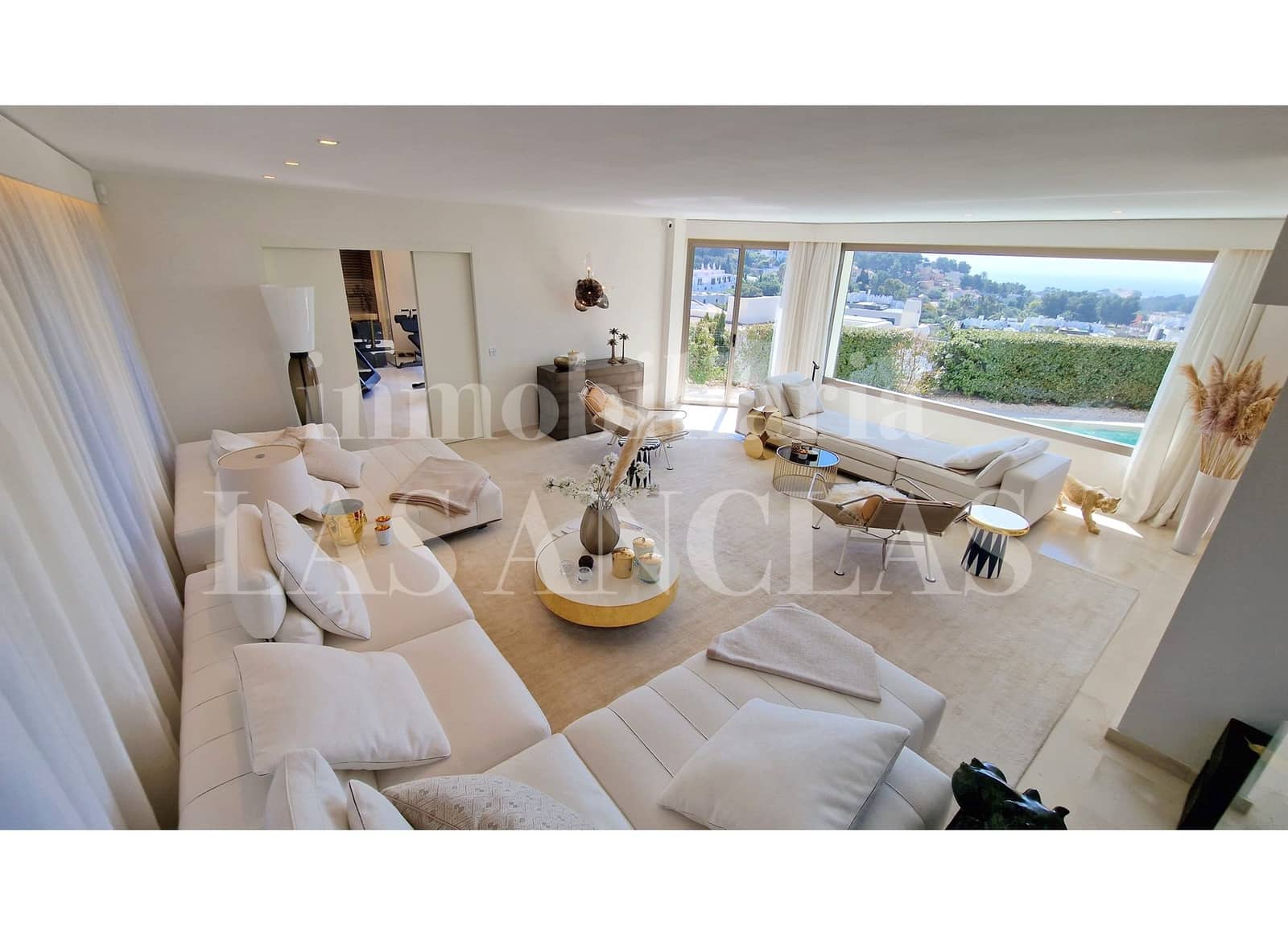 4 slaapkamer Villa te koop in Talamanca met zwembad garage - € 4.700.000 (Ref: 10073325)