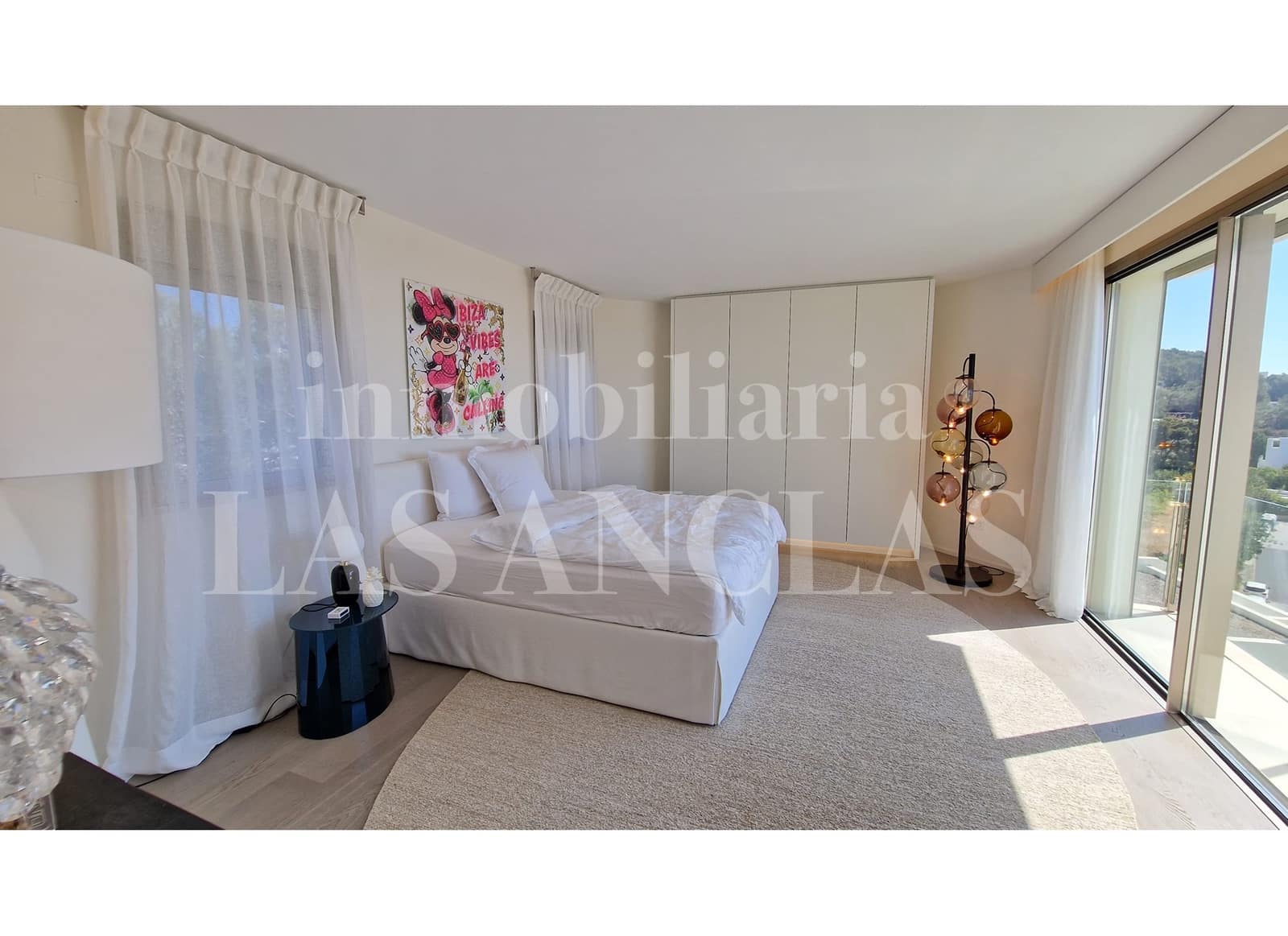 4 slaapkamer Villa te koop in Talamanca met zwembad garage - € 4.700.000 (Ref: 10073325)
