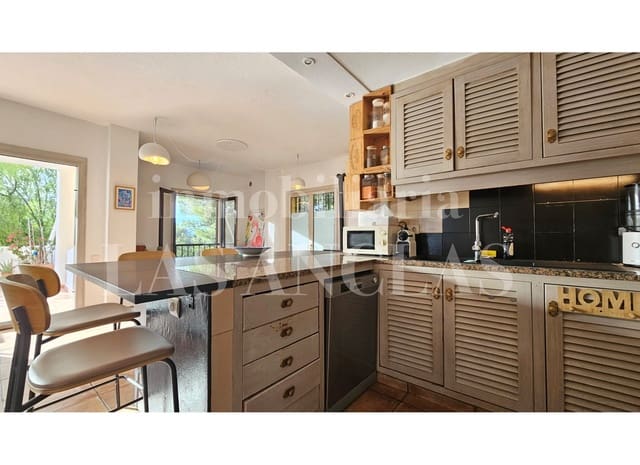 2 sovrum Lägenhet till salu i Talamanca, Ibiza stad med pool garage - 695 000 € (Ref: 10088603)