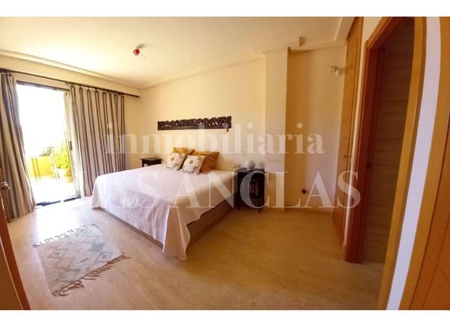 Penthouse te koop in Santa Eulalia / Santa Eularia met zwembad garage - € 885.000 (Ref: 10100499)