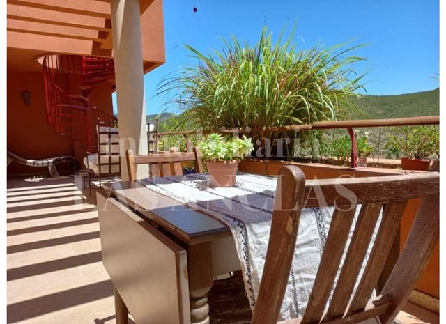 Penthouse te koop in Santa Eulalia / Santa Eularia met zwembad garage - € 885.000 (Ref: 10100499)