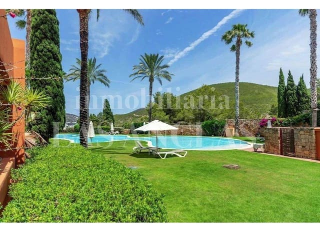 Penthouse te koop in Santa Eulalia / Santa Eularia met zwembad garage - € 885.000 (Ref: 10100499)