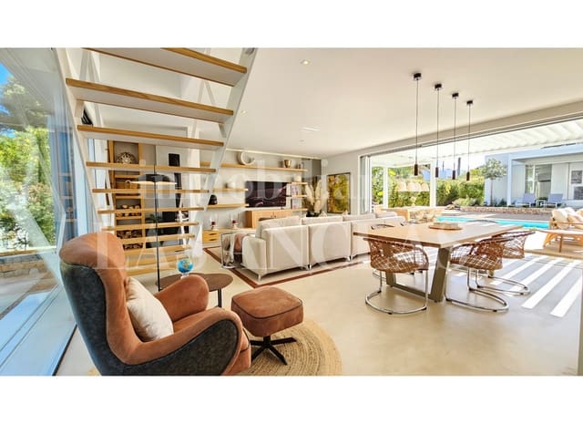 3 sovrum Villa till salu i Cala Llenya, Santa Eulalia / Santa Eularia med pool garage - 2 750 000 € (Ref: 10101050)