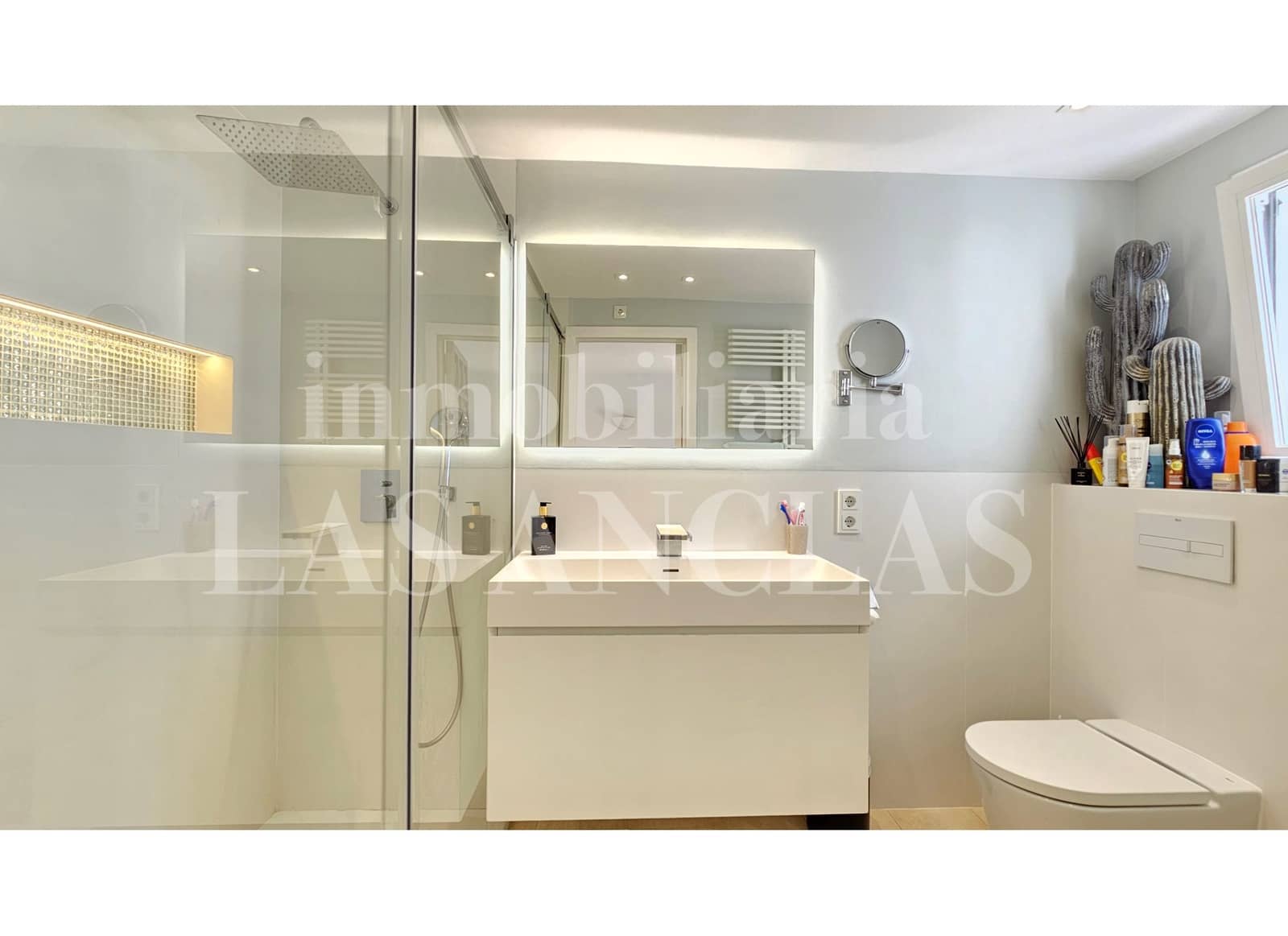 4 quarto Moradia para venda em Nuestra Senora de Jesus com piscina garagem - 2 900 000 € (Ref: 10113489)