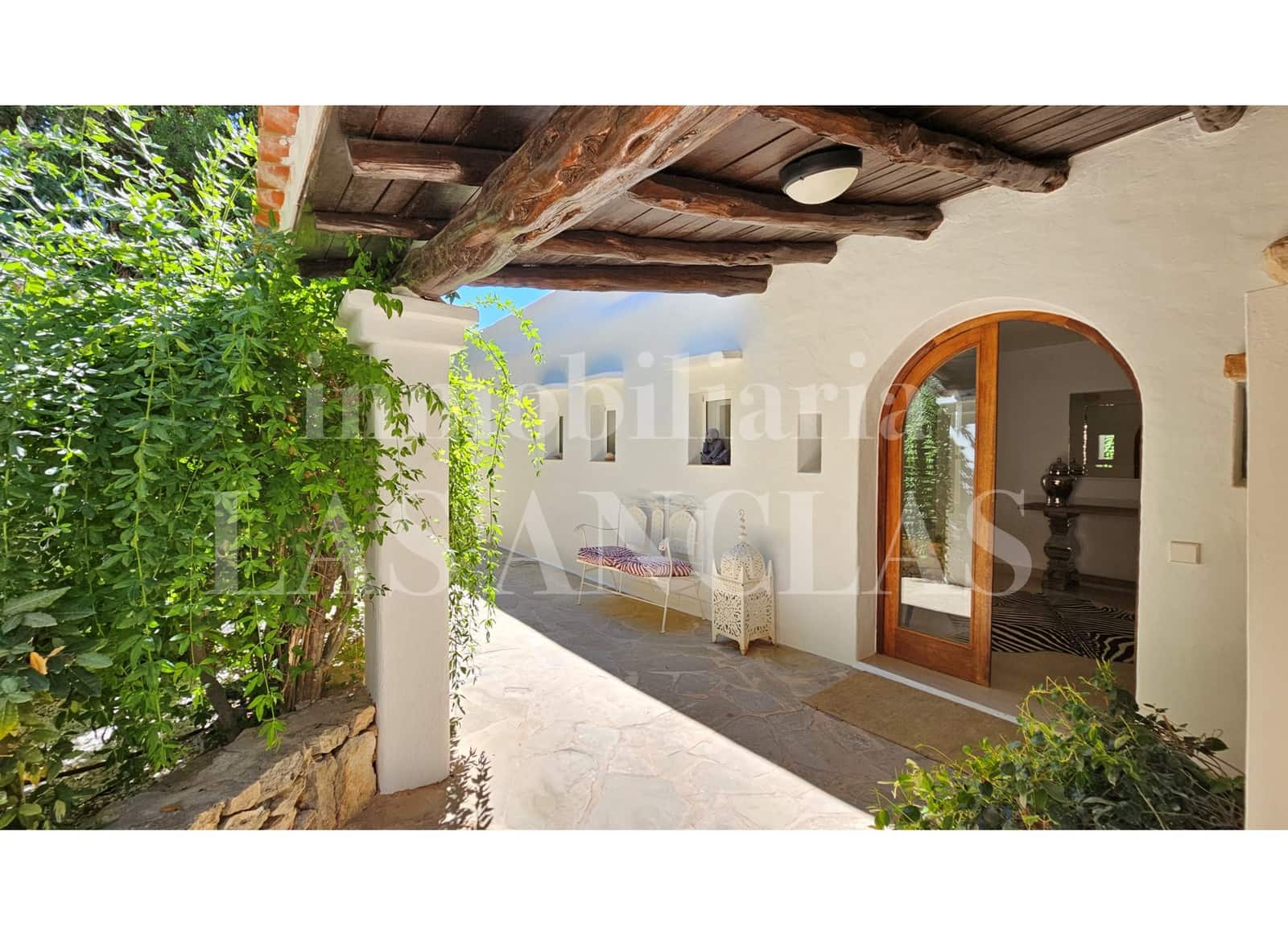 4 quarto Moradia para venda em Nuestra Senora de Jesus com piscina garagem - 2 900 000 € (Ref: 10113489)