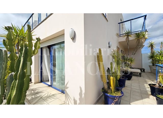 2 soveværelse Lejlighed til salg i Talamanca, Ibiza by med garage - € 760.000 (Ref: 10163931)