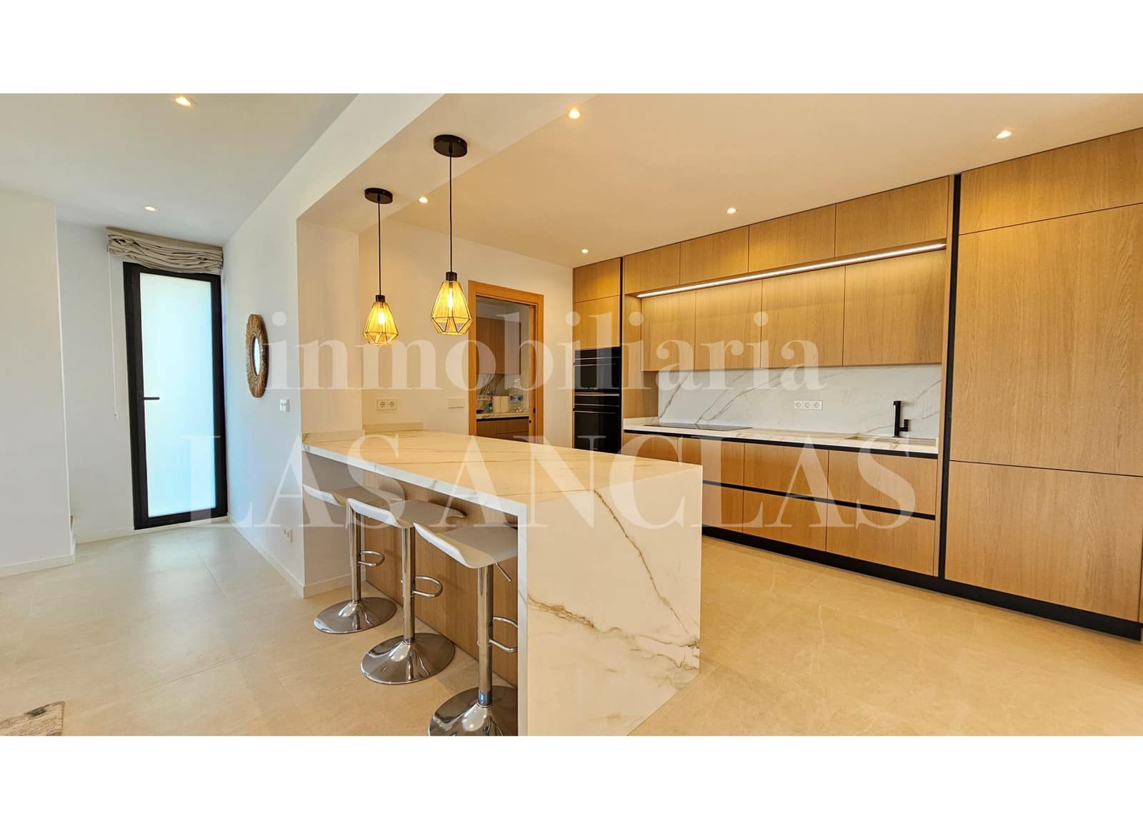 6 bedroom Villa for sale in Talamanca with pool garage - € 5,795,000 (Ref: 10165804)