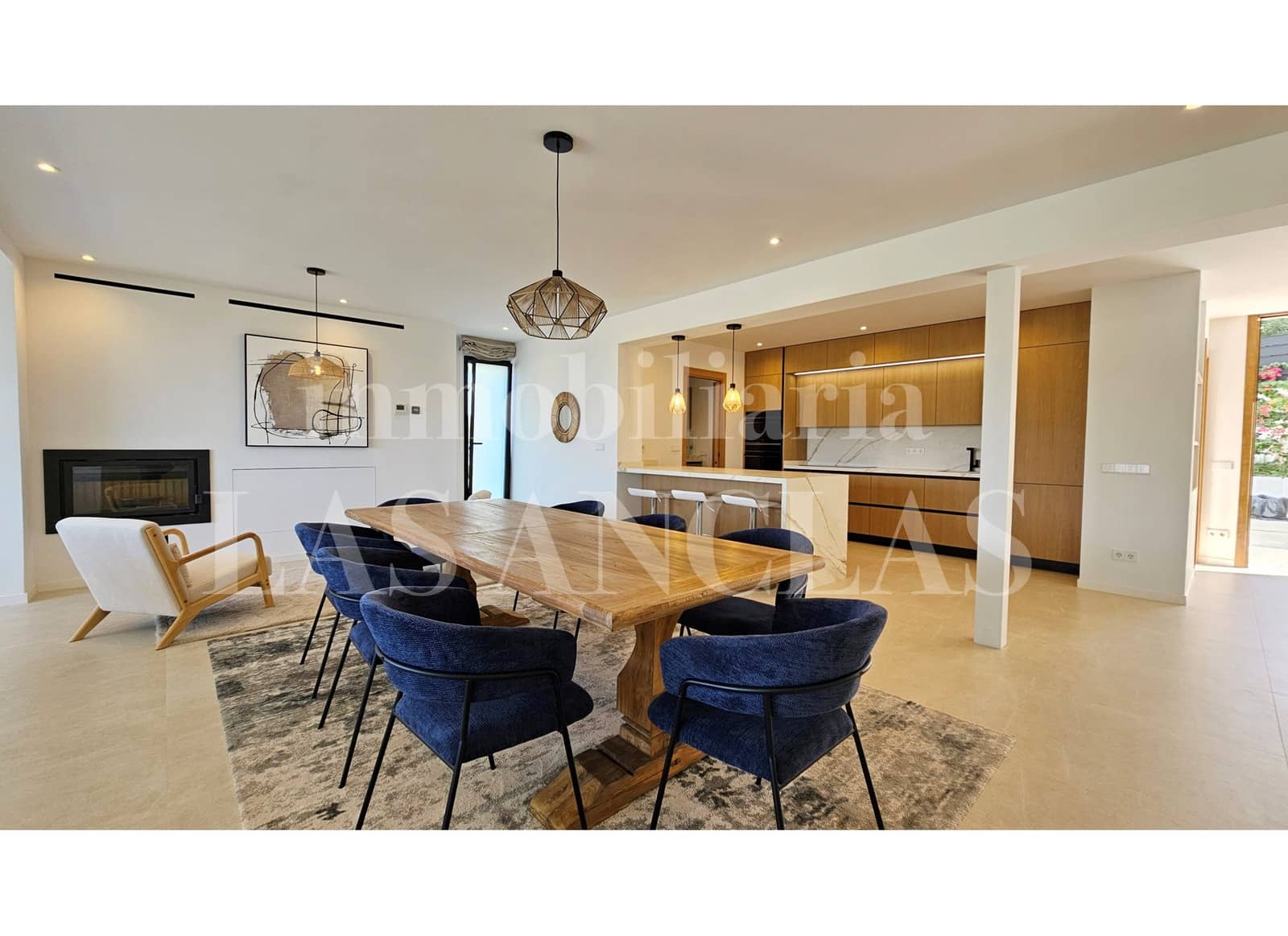 6 bedroom Villa for sale in Talamanca with pool garage - € 5,795,000 (Ref: 10165804)
