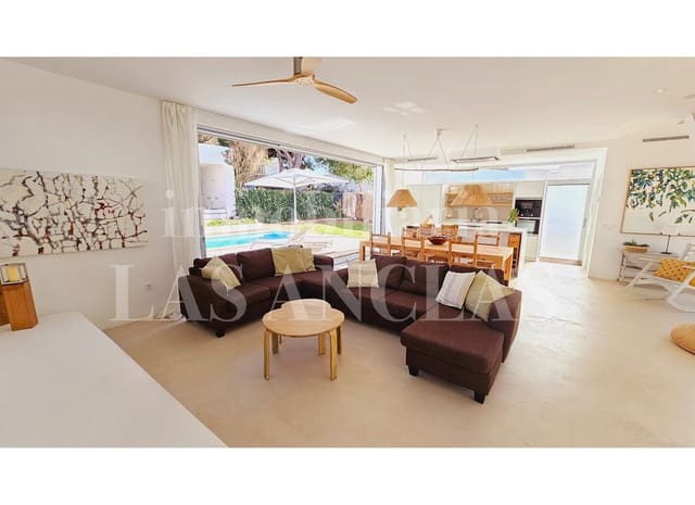 4 bedroom Villa for sale in Sant Carles de Peralta, Santa Eulalia / Santa Eularia - € 2,340,000 (Ref: 10183842)