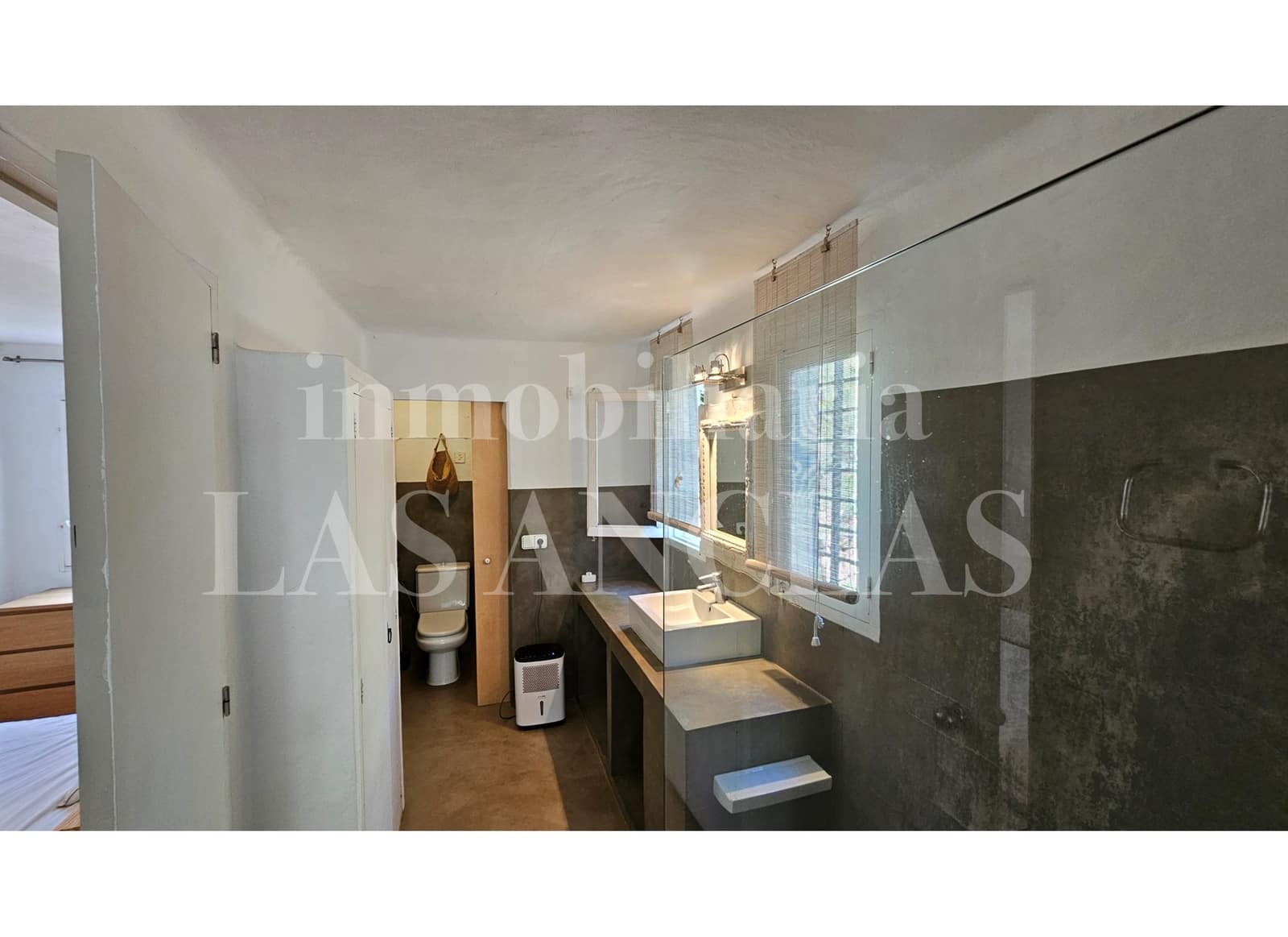 6 bedroom Finca/Country House for sale in Nuestra Senora de Jesus with pool - € 2,490,000 (Ref: 10186253)