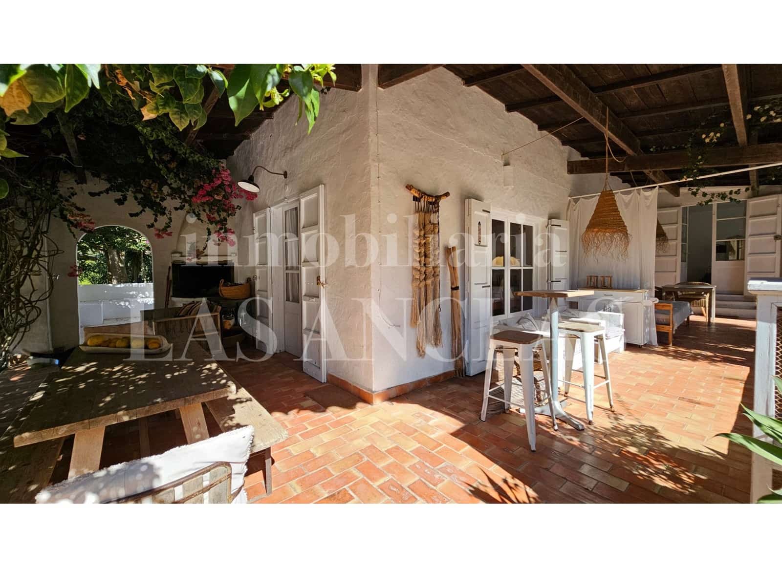 6 bedroom Finca/Country House for sale in Nuestra Senora de Jesus with pool - € 2,490,000 (Ref: 10186253)