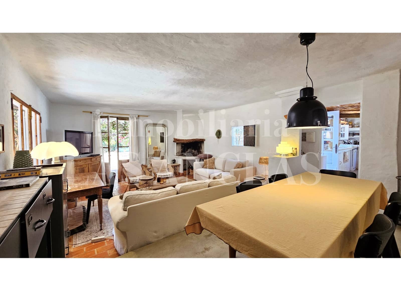 6 bedroom Finca/Country House for sale in Nuestra Senora de Jesus with pool - € 2,490,000 (Ref: 10186253)