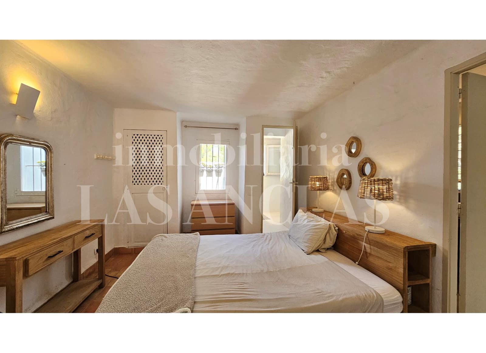 6 bedroom Finca/Country House for sale in Nuestra Senora de Jesus with pool - € 2,490,000 (Ref: 10186253)