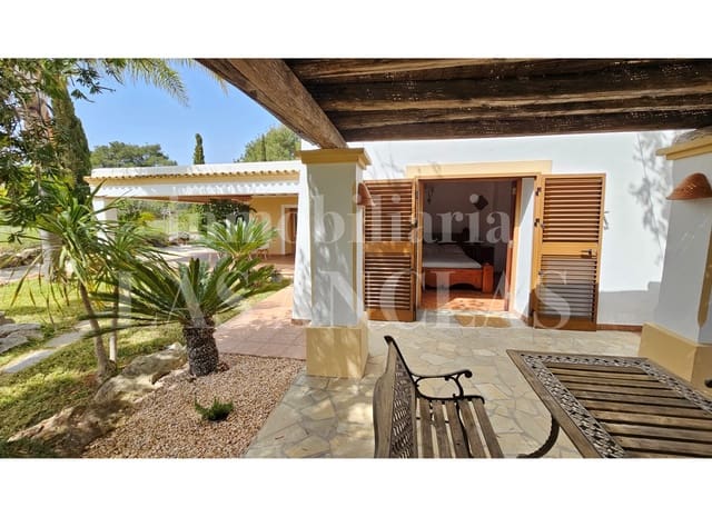 4 soveværelse Finca/Landehus til salg i Santa Gertrudis de Fruitera, Santa Eulalia / Santa Eularia med swimmingpool - € 3.150.000 (Ref: 4330325)