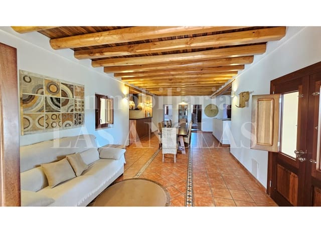 4 soveværelse Finca/Landehus til salg i Santa Gertrudis de Fruitera, Santa Eulalia / Santa Eularia med swimmingpool - € 3.150.000 (Ref: 4330325)