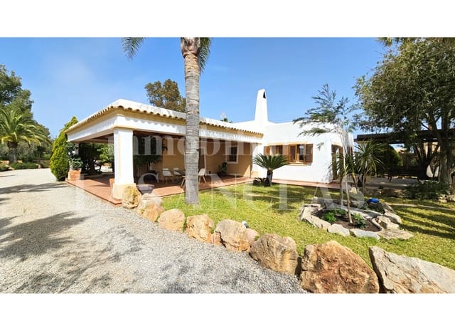 4 soveværelse Finca/Landehus til salg i Santa Gertrudis de Fruitera, Santa Eulalia / Santa Eularia med swimmingpool - € 3.150.000 (Ref: 4330325)