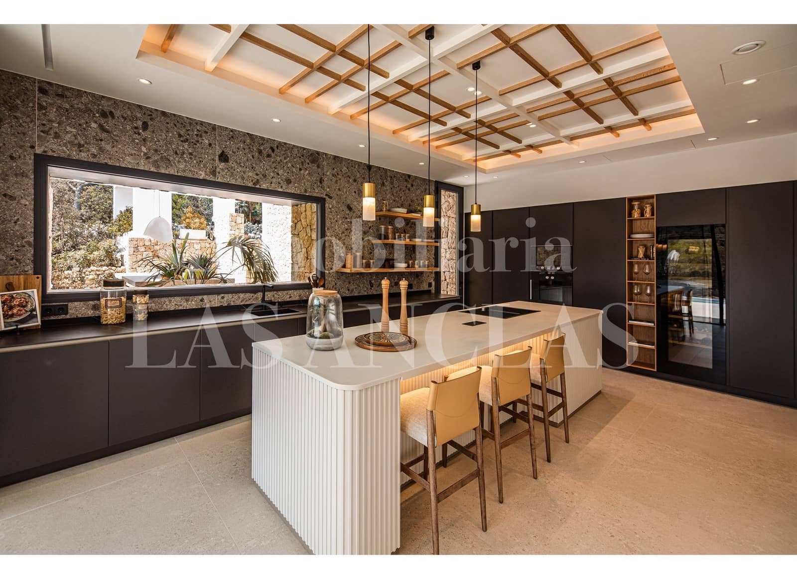 Chalet de 4 habitaciones en Santa Eulalia / Santa Eularia en venta con piscina - 5.900.000 € (Ref: 9030631)