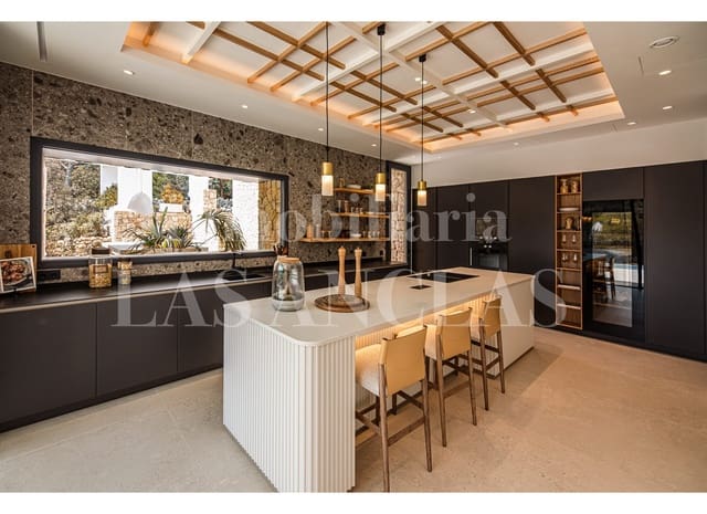 Chalet de 4 habitaciones en Santa Eulalia / Santa Eularia en venta con piscina - 5.900.000 € (Ref: 9030631)