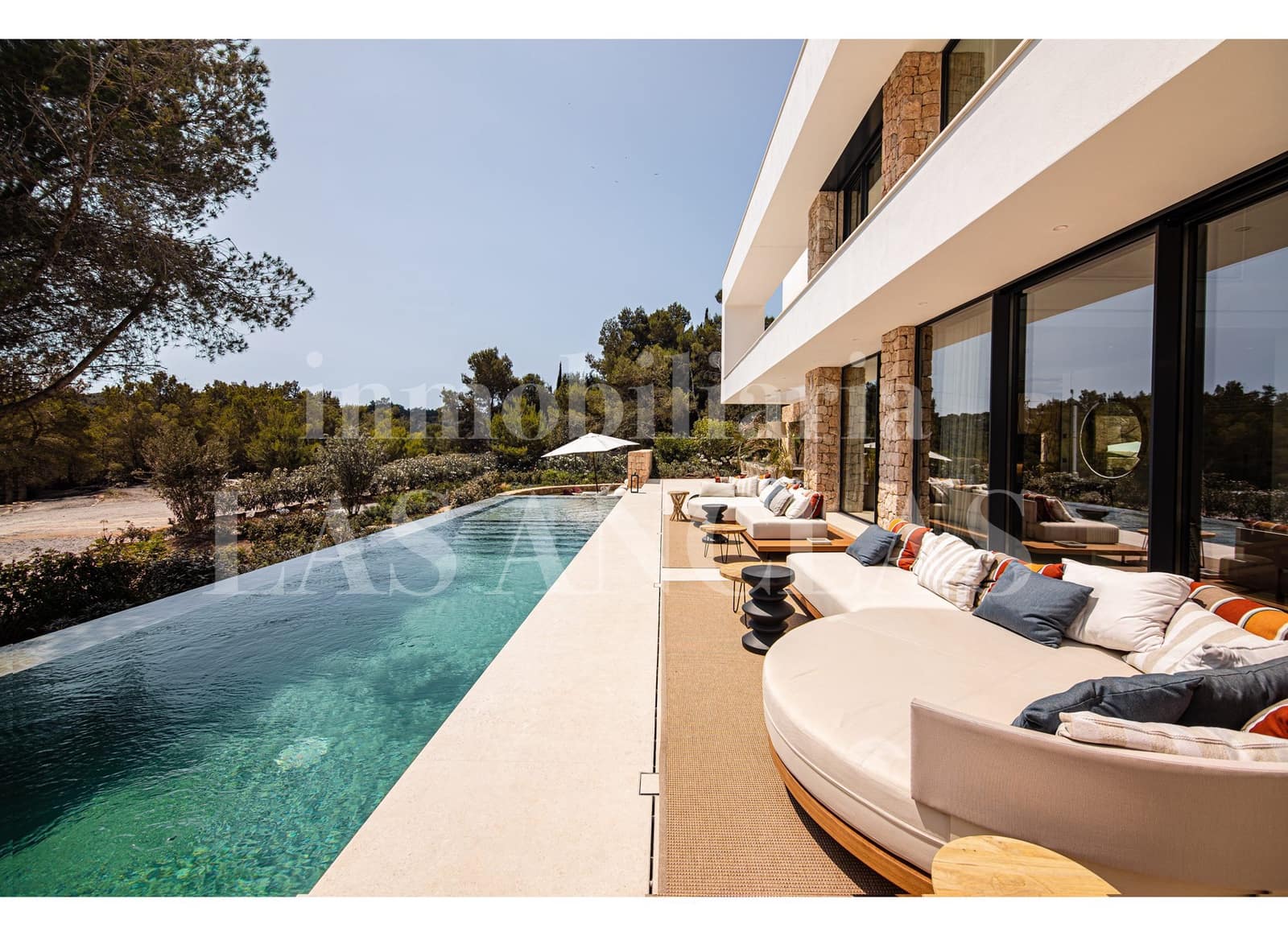 Chalet de 4 habitaciones en Santa Eulalia / Santa Eularia en venta con piscina - 5.900.000 € (Ref: 9030631)