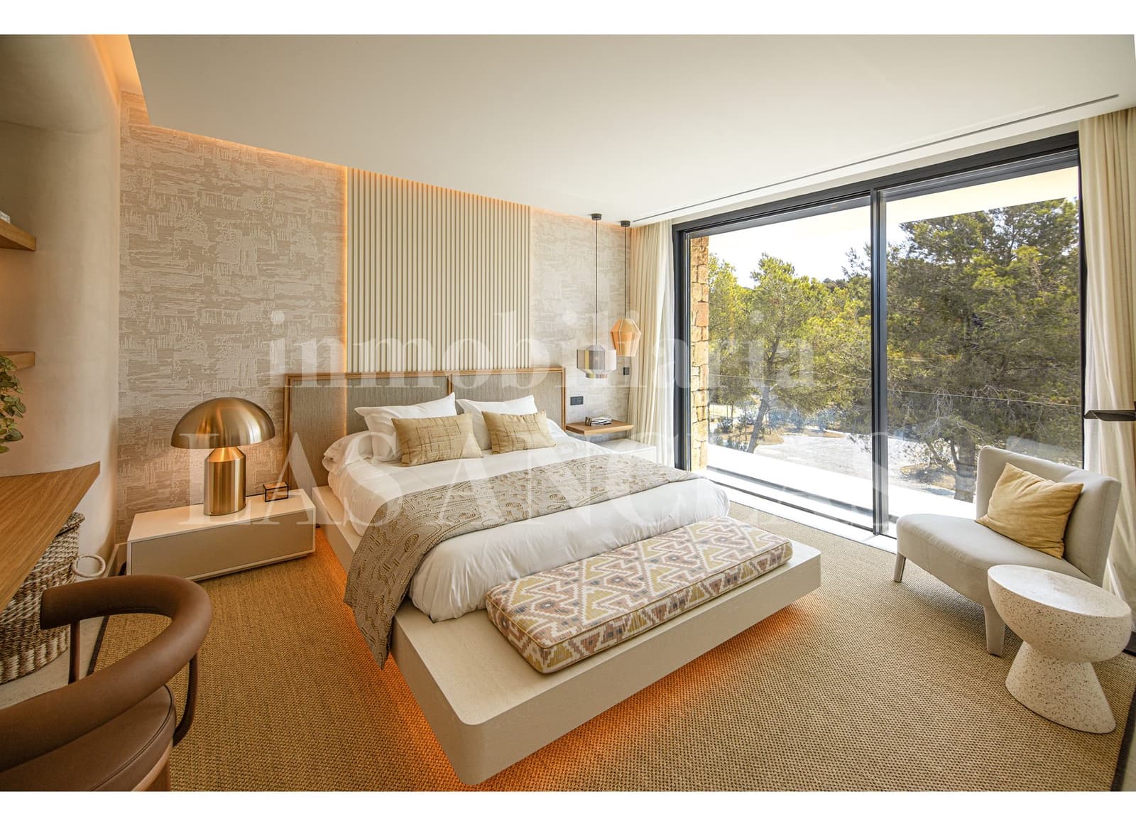 Chalet de 4 habitaciones en Santa Eulalia / Santa Eularia en venta con piscina - 5.900.000 € (Ref: 9030631)