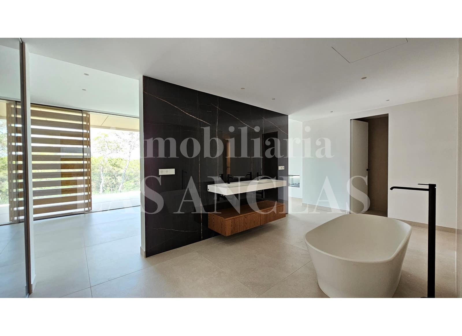 5 sypialnia Willa na sprzedaż w Nuestra Senora de Jesus z basenem - 5 600 000 € (Ref: 9242074)