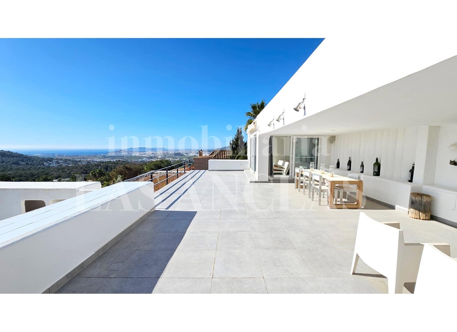 3 bedroom Flat for sale in Ibiza / Eivissa town with pool garage - € 1,490,000 (Ref: 9293871)