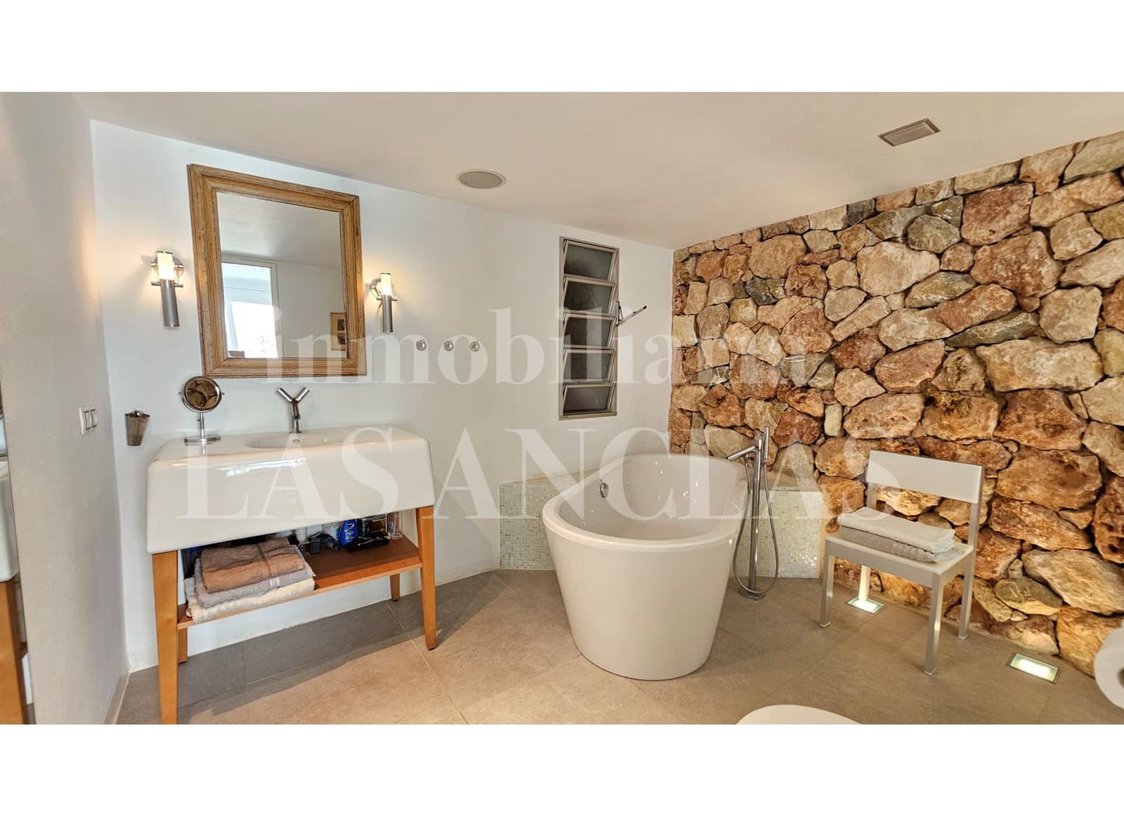 3 bedroom Flat for sale in Ibiza / Eivissa town with pool garage - € 1,490,000 (Ref: 9293871)