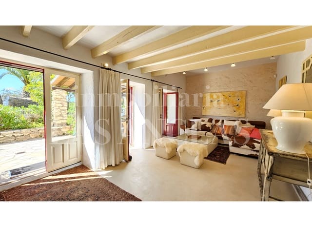 5 slaapkamer Finca/Landhuis te koop in Ibiza dorp met zwembad garage - € 2.600.000 (Ref: 9312101)