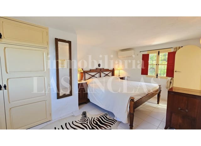 5 slaapkamer Finca/Landhuis te koop in Ibiza dorp met zwembad garage - € 2.600.000 (Ref: 9312101)