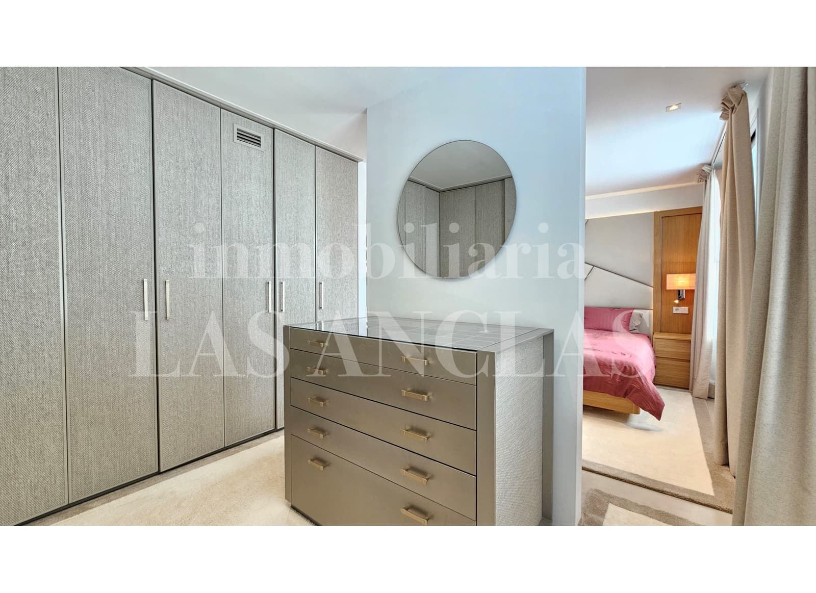 3 makuuhuone Huvila myytävänä paikassa Cala Llenya mukana uima-altaan - 2 750 000 € (Ref: 9319996)