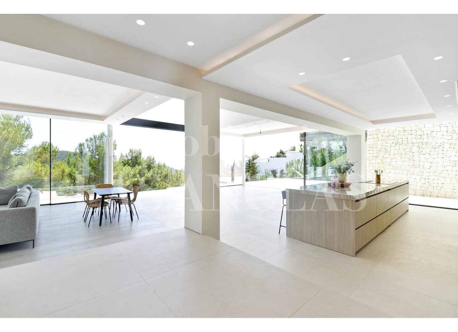 7 makuuhuone Huvila myytävänä paikassa Nuestra Senora de Jesus mukana uima-altaan - 8 500 000 € (Ref: 9348429)