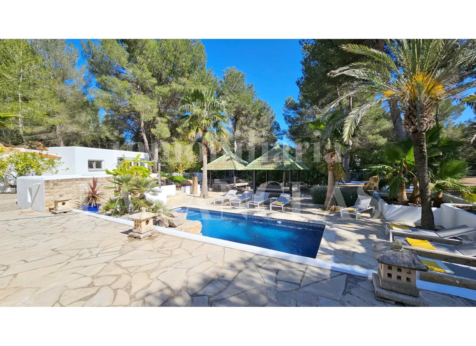 5 soveværelse Villa til salg i Es Cubells med swimmingpool garage - € 3.500.000 (Ref: 9354509)