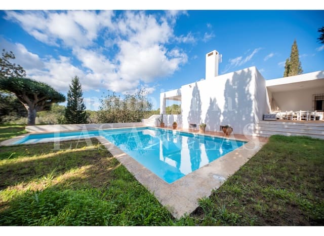 4 bedroom Finca/Country House for sale in Ibiza / Eivissa town with pool garage - € 3,200,000 (Ref: 9374655)