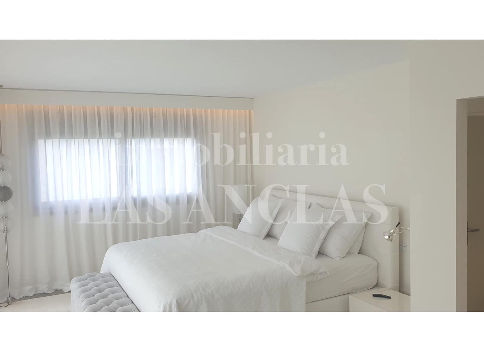 4 sypialnia Willa na sprzedaż w Talamanca z basenem garażem - 4 700 000 € (Ref: 9390018)