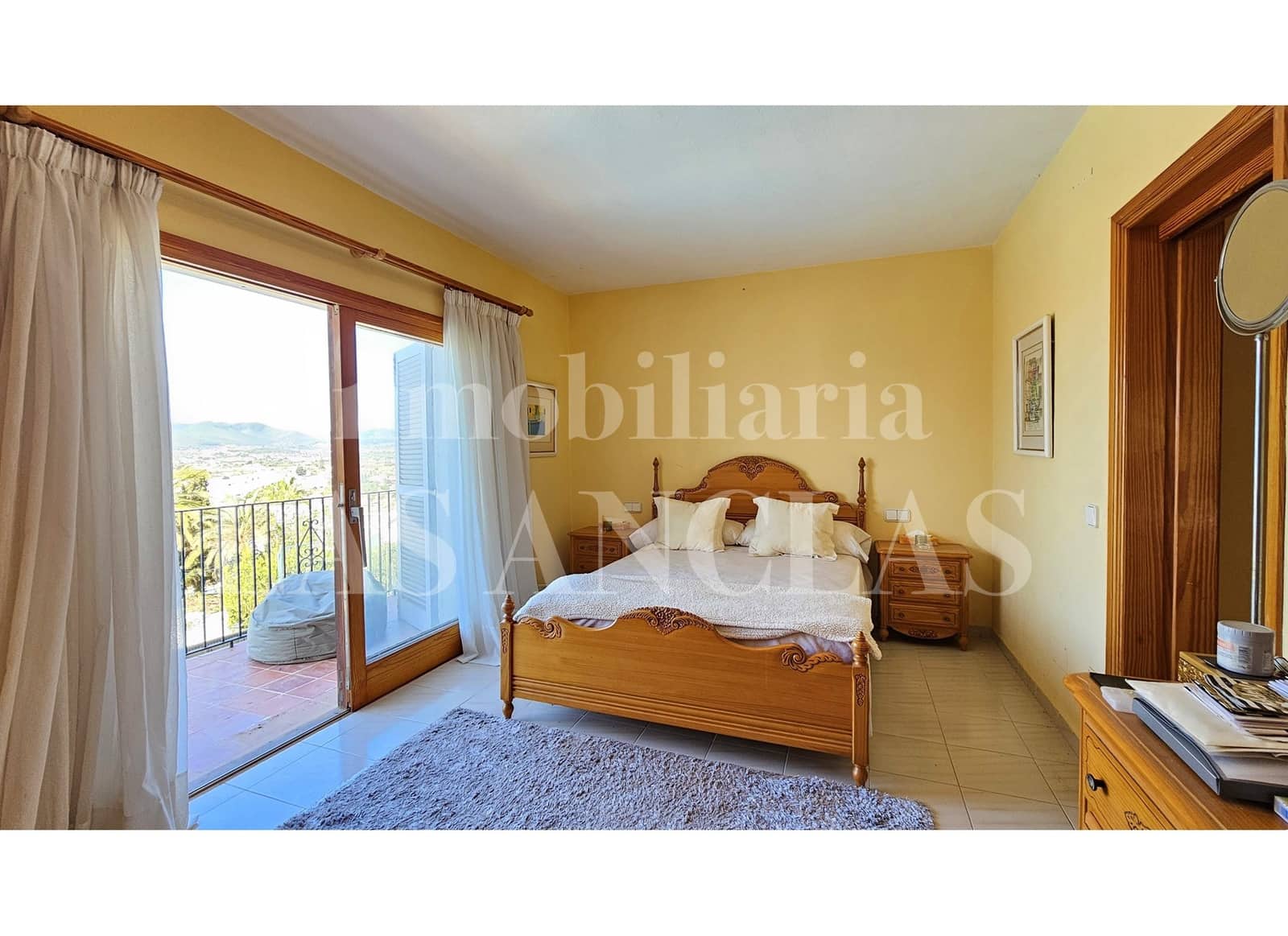 5 soveværelse Villa til salg i Nuestra Senora de Jesus med swimmingpool garage - € 4.800.000 (Ref: 9402441)