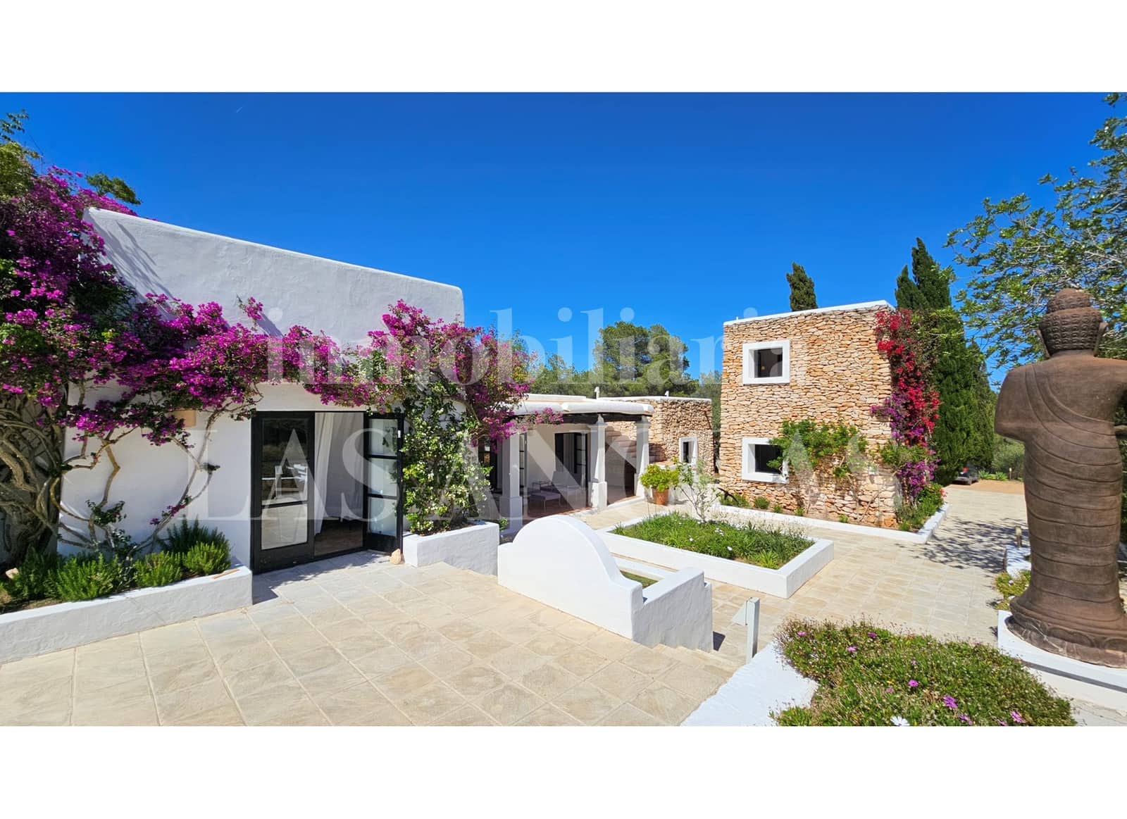 5 sypialnia Finka/Dom wiejski na sprzedaż w Santa Eulalia / Santa Eularia z basenem - 4 995 000 € (Ref: 9404612)