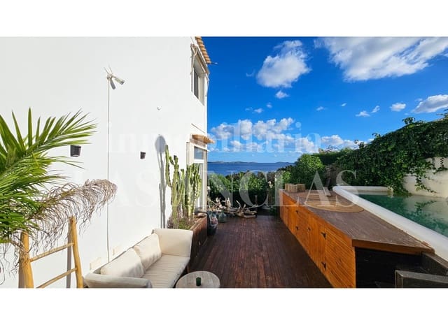 3 sypialnia Dom szeregowy na sprzedaż w La Siesta, Santa Eulalia / Santa Eularia z garażem - 1 850 000 € (Ref: 9410304)