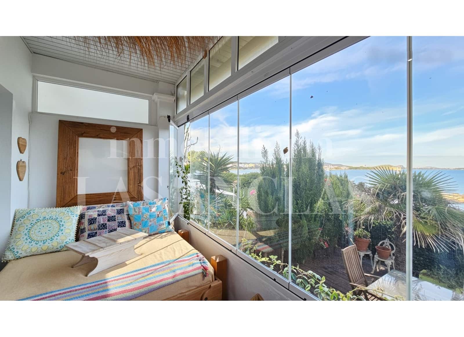 3 slaapkamer Rijtjeshuis te koop in La Siesta met garage - € 1.850.000 (Ref: 9410304)