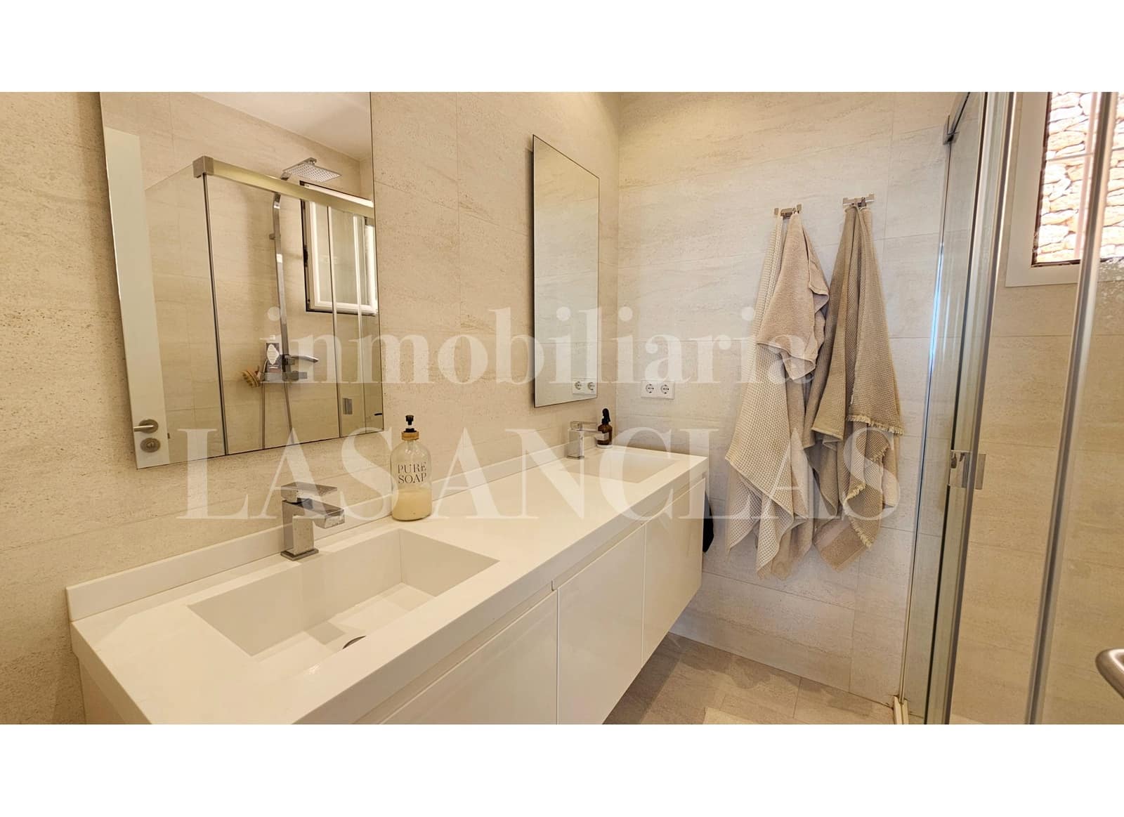 1 slaapkamer Rijtjeshuis te koop in Santa Eulalia / Santa Eularia - € 695.000 (Ref: 9432790)