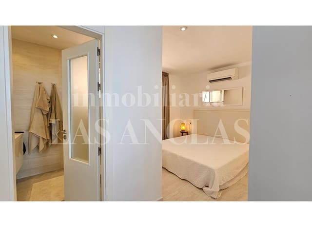 1 makuuhuone Rivitalo myytävänä paikassa Santa Eulalia / Santa Eularia - 695 000 € (Ref: 9432790)