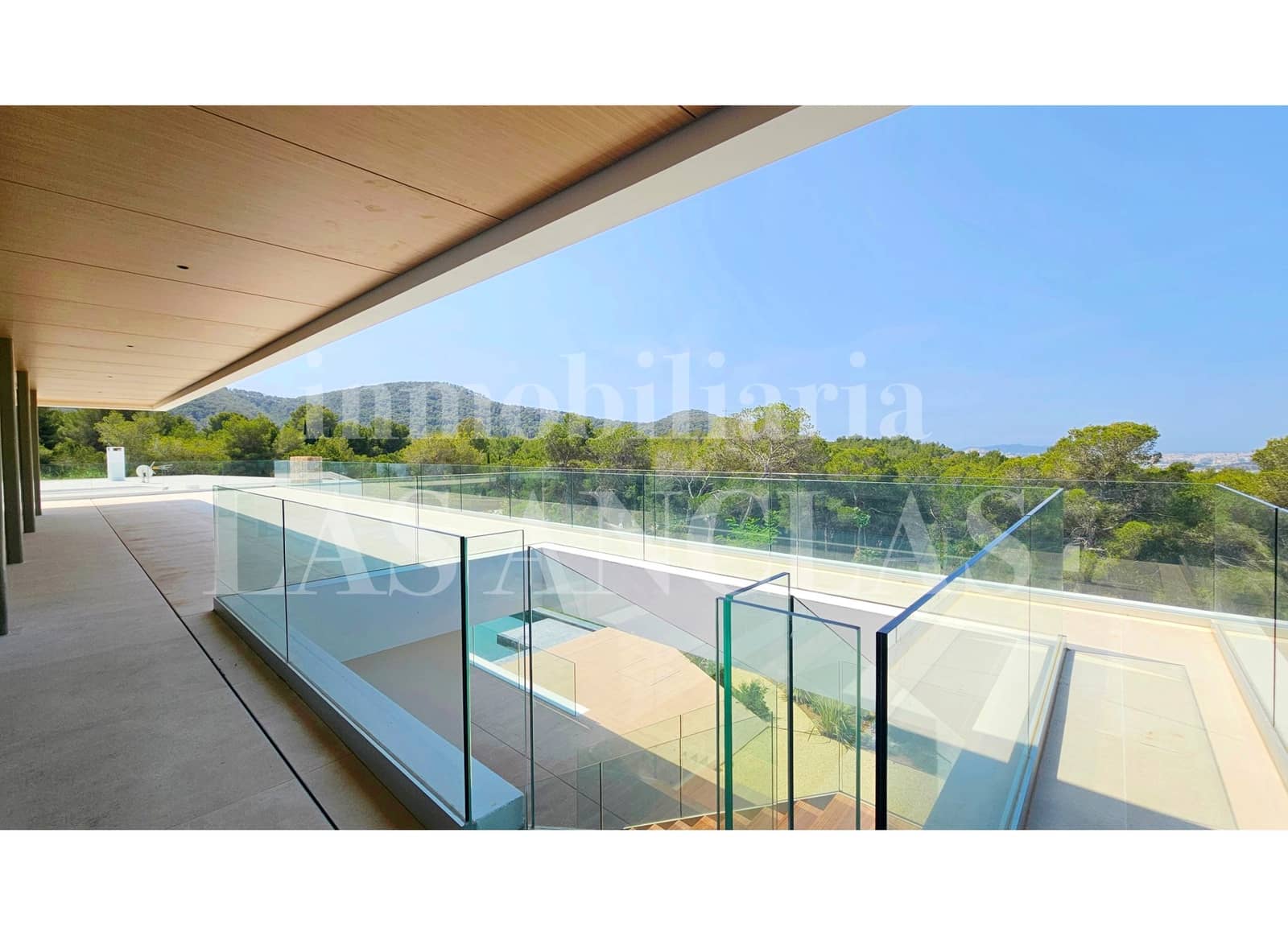 5 bedroom Villa for sale in Nuestra Senora de Jesus with pool - € 5,600,000 (Ref: 9454792)