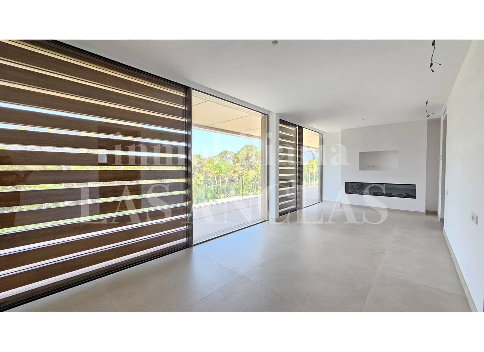 5 bedroom Villa for sale in Nuestra Senora de Jesus with pool - € 5,600,000 (Ref: 9454792)