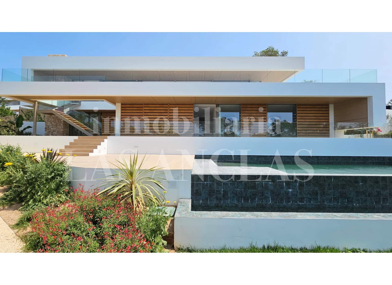 5 bedroom Villa for sale in Nuestra Senora de Jesus with pool - € 5,600,000 (Ref: 9454792)