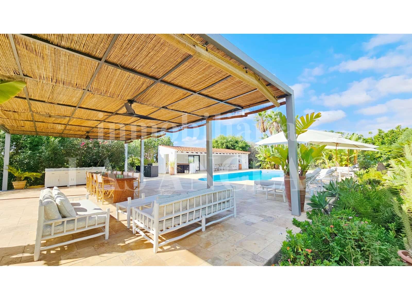 7 bedroom Finca/Country House for sale in Santa Eulalia / Santa Eularia with pool - € 3,950,000 (Ref: 9508009)