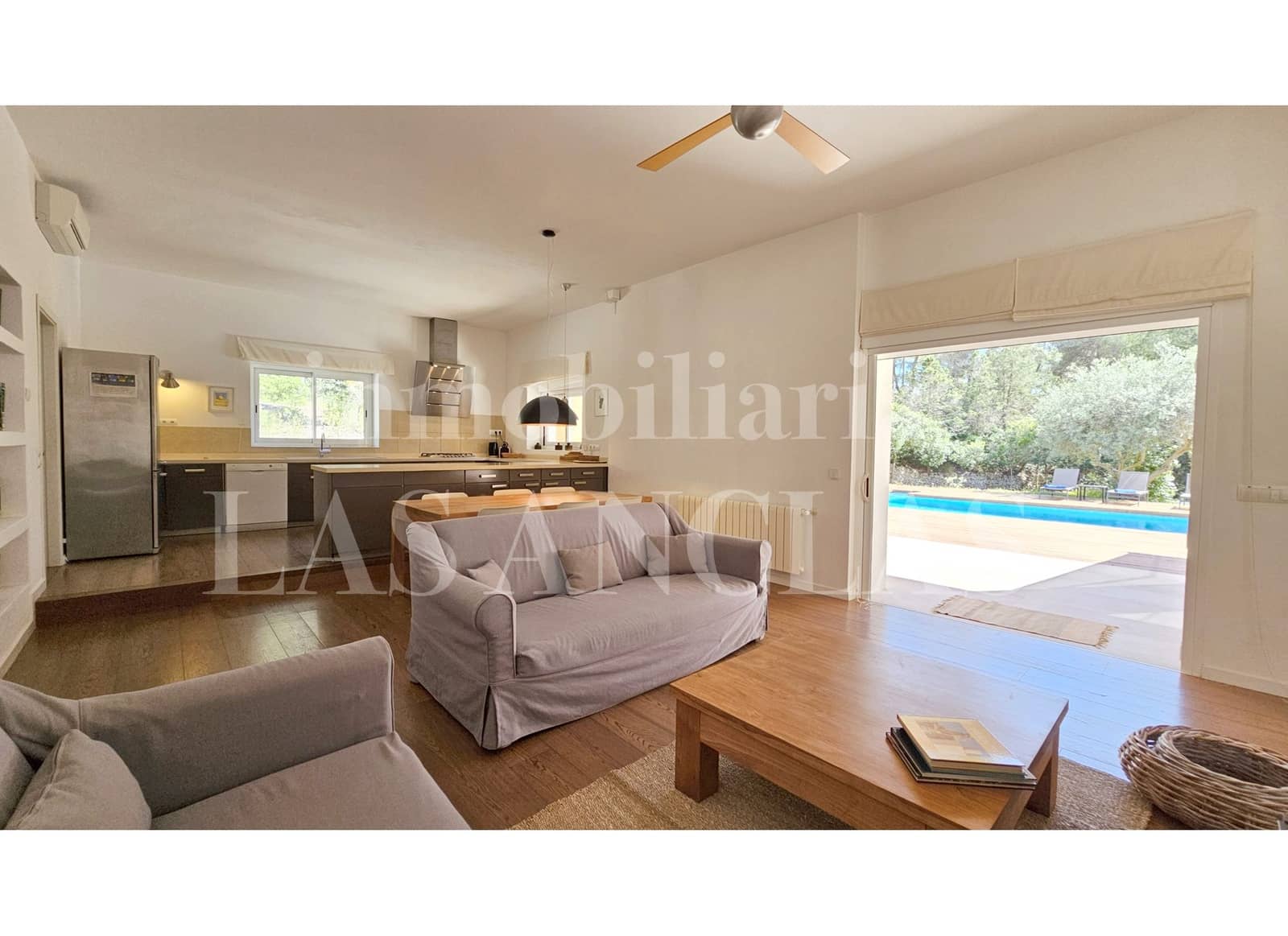 6 bedroom Finca/Country House for sale in Nuestra Senora de Jesus with pool - € 3,500,000 (Ref: 9508010)