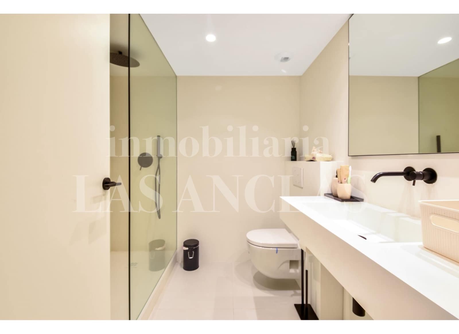 Piso de 4 habitaciones en Talamanca en venta - 1.600.000 € (Ref: 9511122)