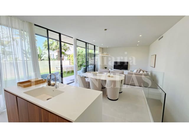 Piso de 4 habitaciones en Talamanca, Ibiza / Eivissa ciudad en venta - 1.600.000 € (Ref: 9511122)