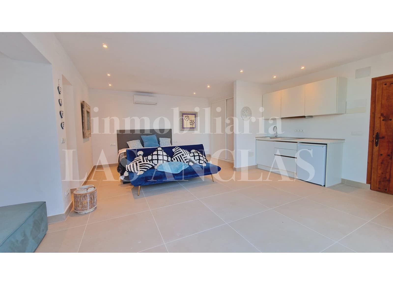 5 bedroom Villa for sale in San Jose / Sant Josep de Sa Talaia with pool - € 3,720,000 (Ref: 9535237)