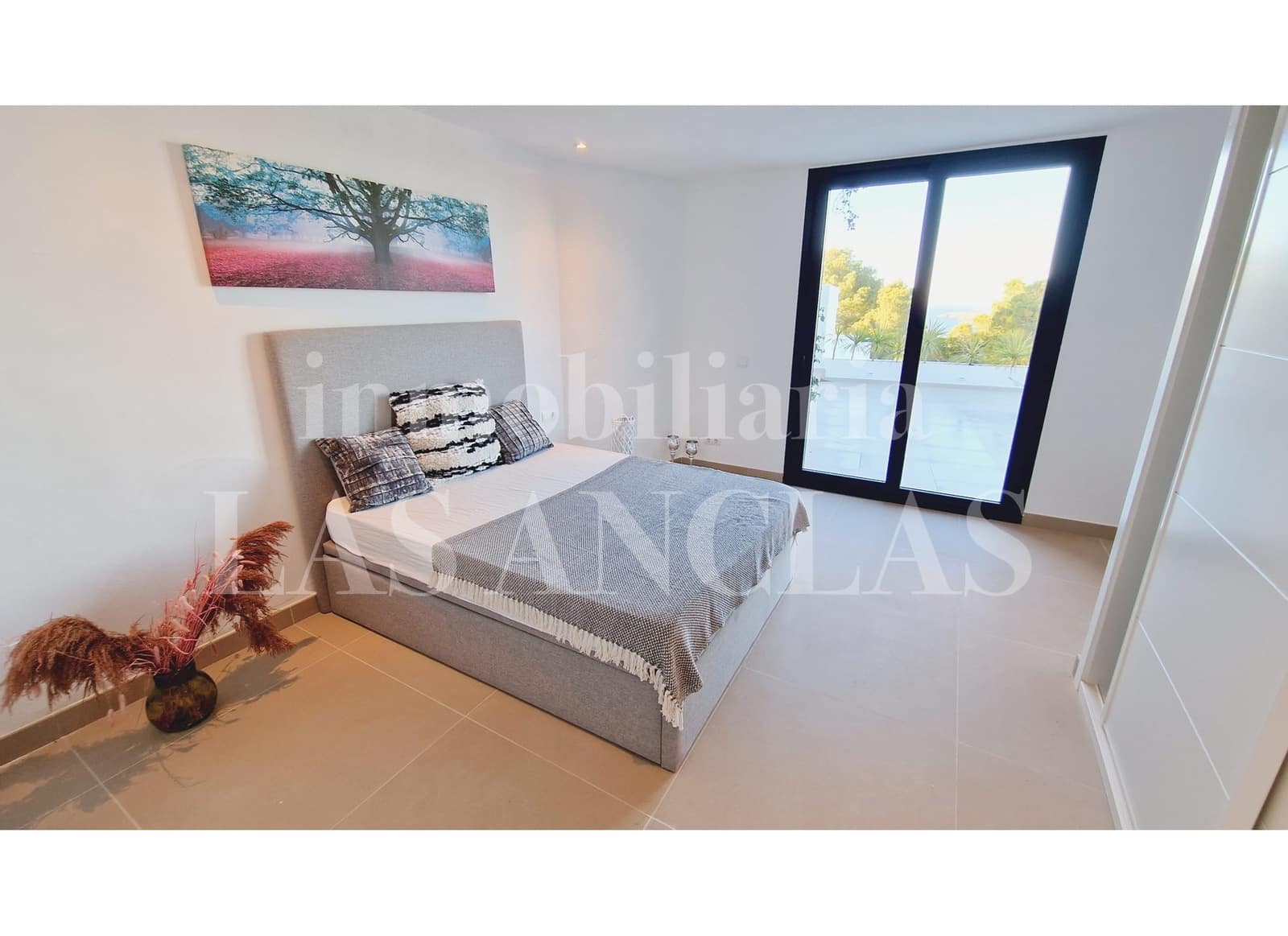 5 bedroom Villa for sale in San Jose / Sant Josep de Sa Talaia with pool - € 3,720,000 (Ref: 9535237)