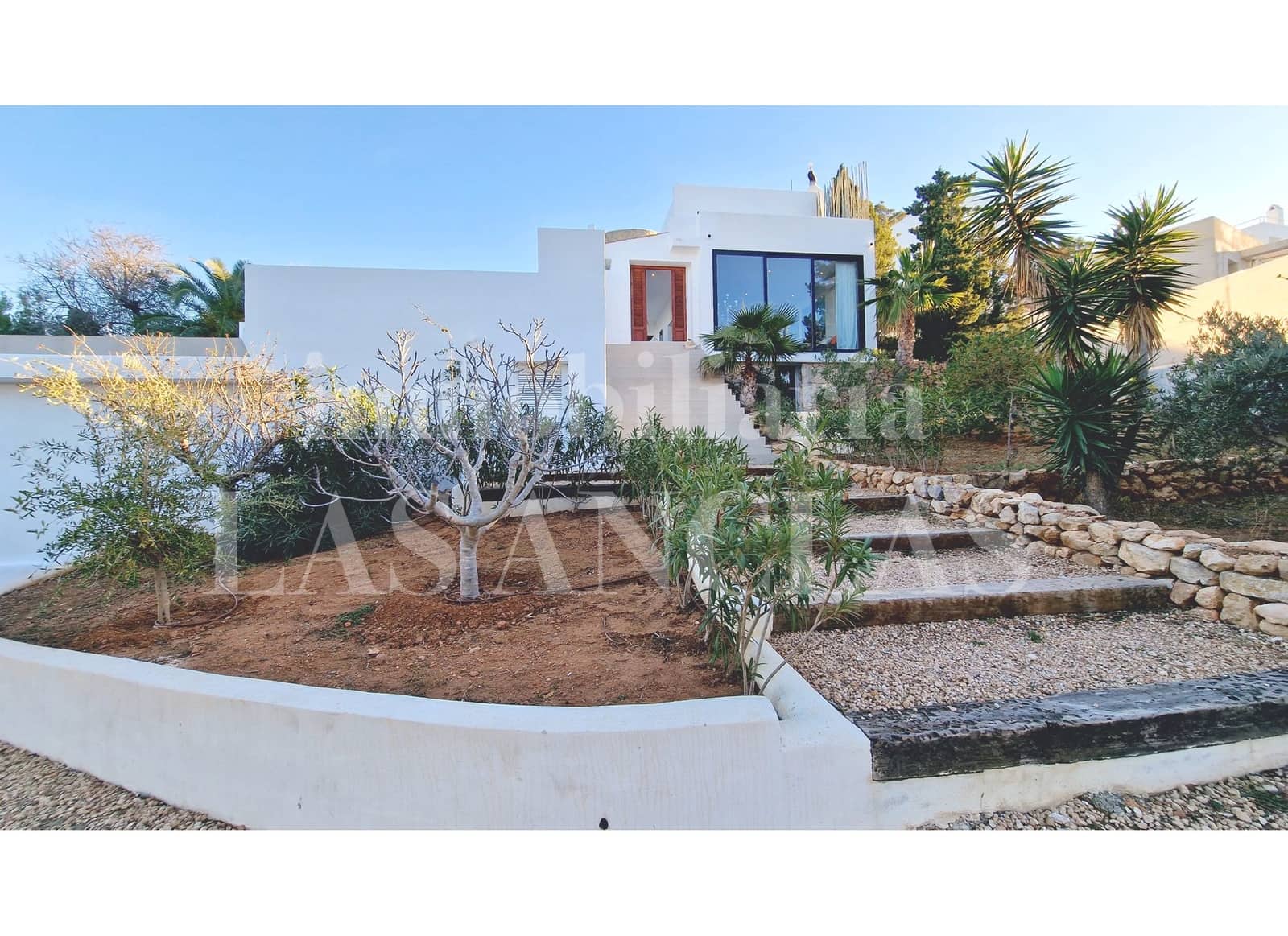 5 bedroom Villa for sale in San Jose / Sant Josep de Sa Talaia with pool - € 3,720,000 (Ref: 9535237)